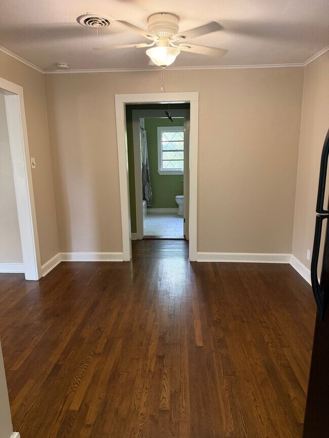 Building Photo - Updated brick home for lease near BAFB | Bossier City, LA 71112 | 3 bedrooms