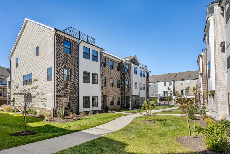 Building Photo - 406 Golden Haze Aly