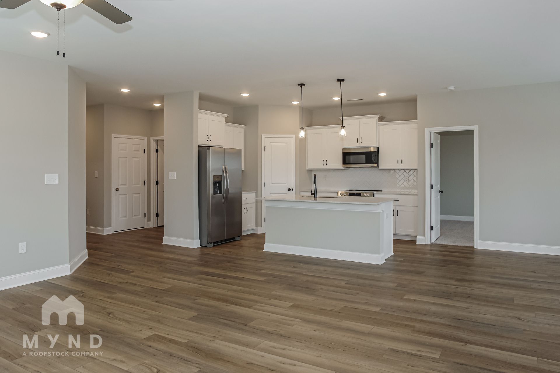 Building Photo - 235 Irish Hl Dr