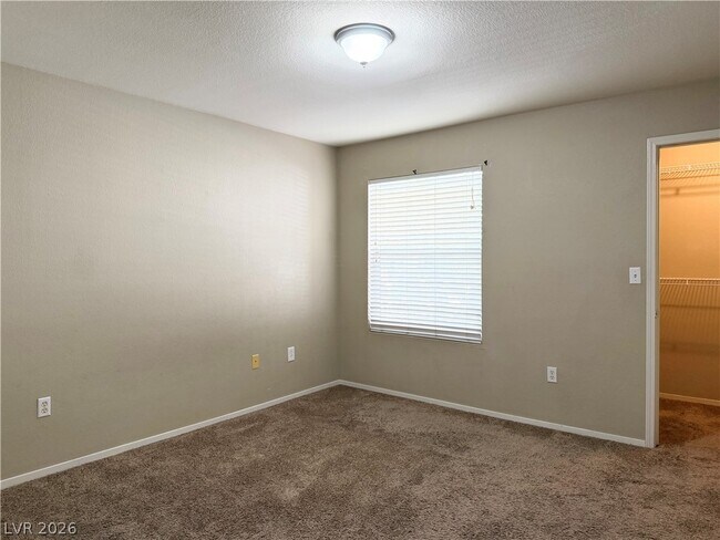 Building Photo - 555 E Silverado Ranch Blvd