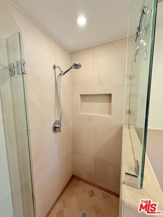 Building Photo - 1227 Ridgeley Dr