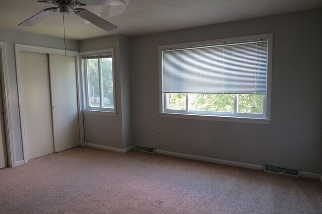 Building Photo - 14 Hartshorn Pl