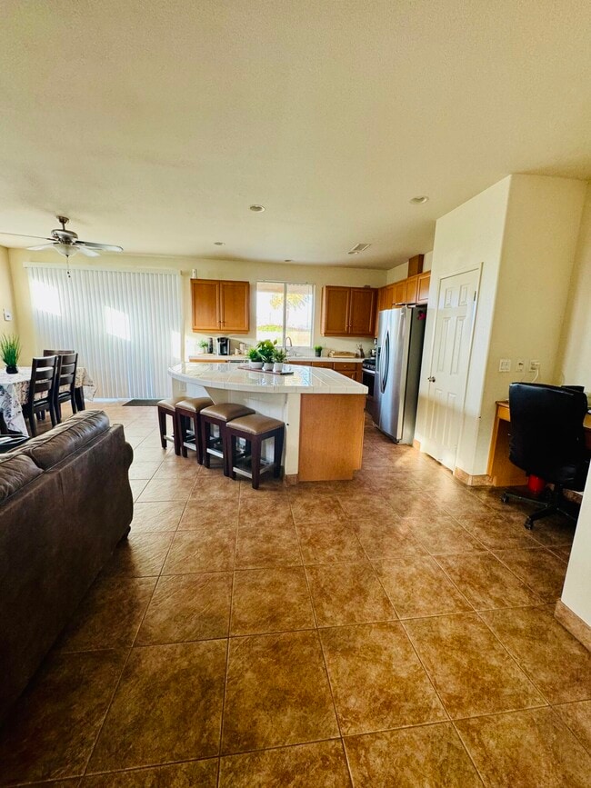 Building Photo - 47398 Manteca Ct