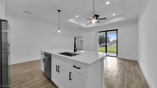 Building Photo - 328 Gordon Ave S