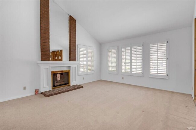 Building Photo - 551 S Paseo Lucero