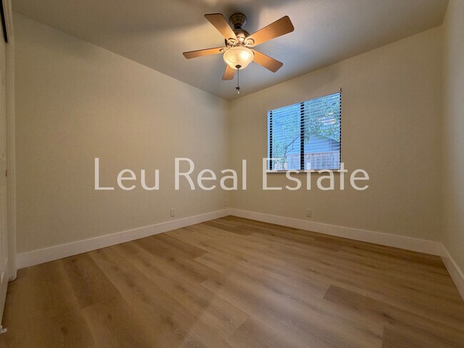 Building Photo - 167 Stonington Way