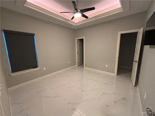 Building Photo - 27 Tulipan Ave