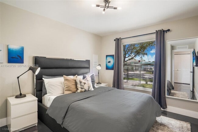 Building Photo - 1035 NW 48th St