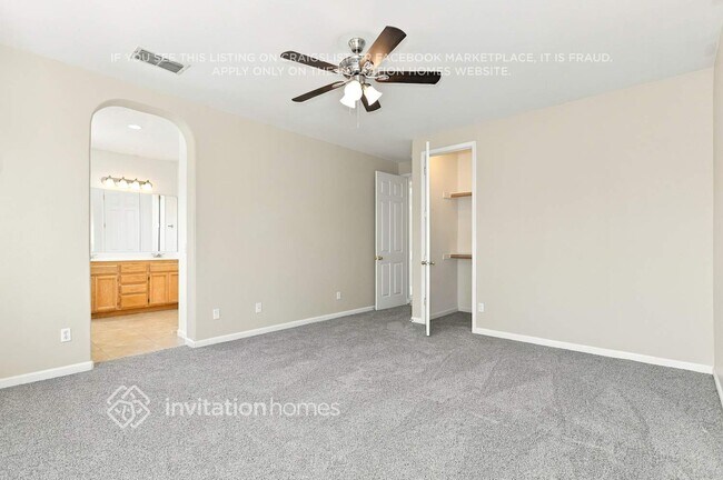 Building Photo - 5736 Bridgecross Dr