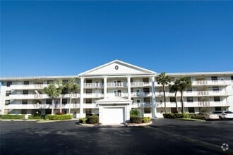 Building Photo - 1717 Whitehall Dr