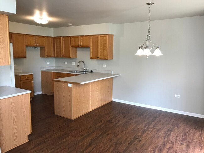 Building Photo - 538 Mallard Ln