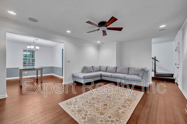 Building Photo - 5501 Heath Row Dr