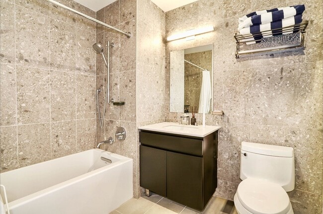 Building Photo - 10 Provost St