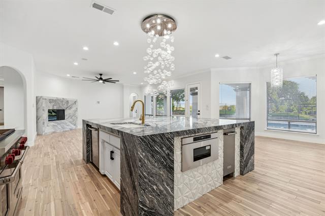 Building Photo - 1229 Strathmore Dr