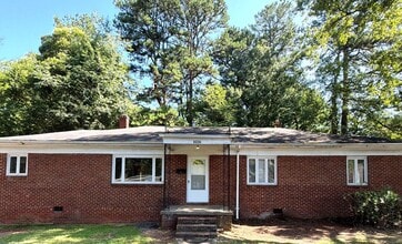 Building Photo - 1441 Goodwin Ave