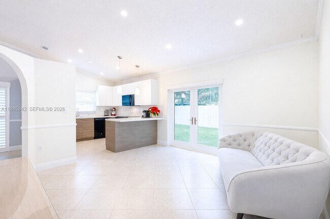 Building Photo - 11291 SW 62nd Terrace