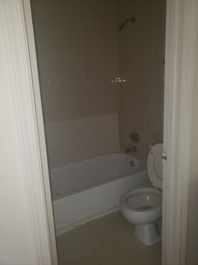 Building Photo - 2/2.5 Two-story Stonegate Townhome