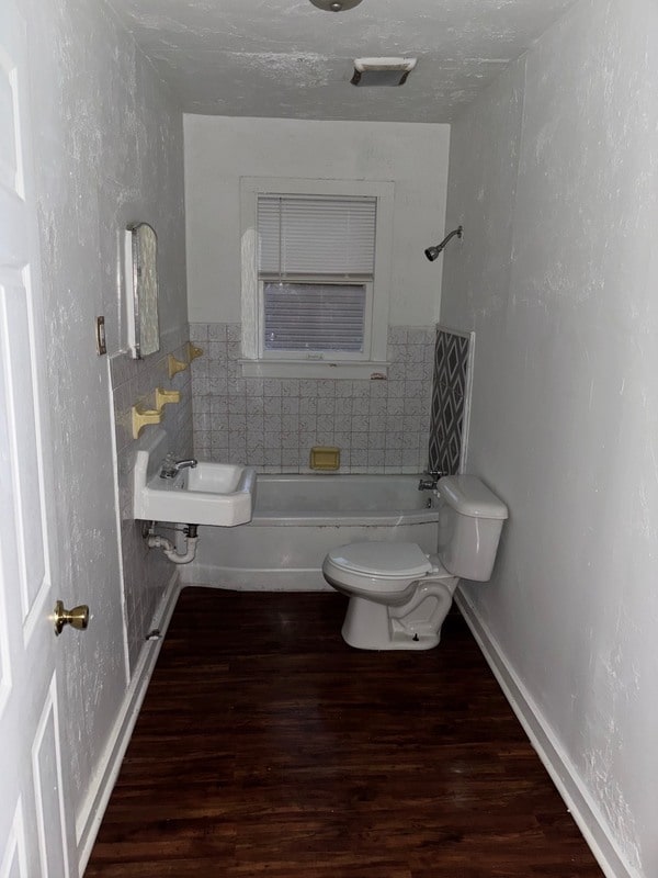 Building Photo - 2721 S Rock St