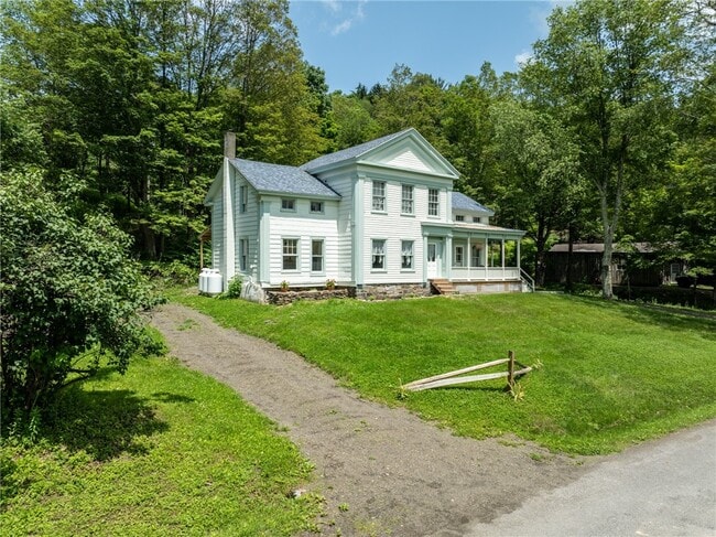 Building Photo - 345 Dorr Edson Rd