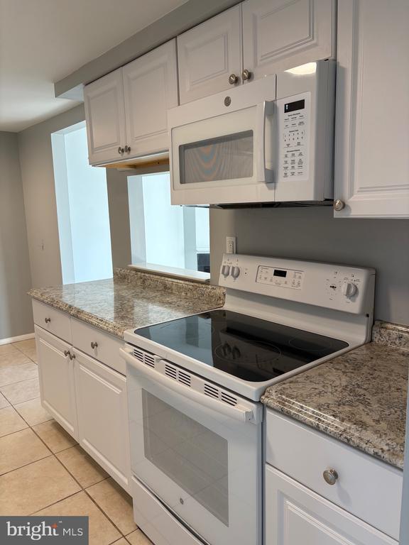 Building Photo - 108 Aspen Ct