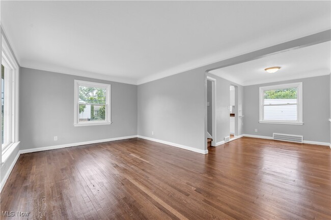 Building Photo - 22750 Tracy Ave