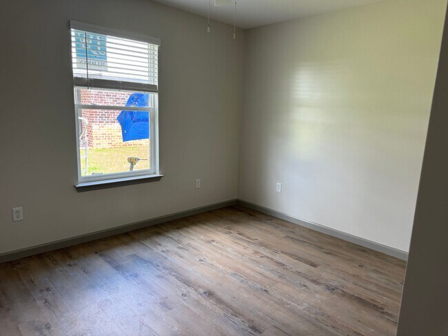 Building Photo - NEWLY CONSTRUCTED - Single-Family House for Rent