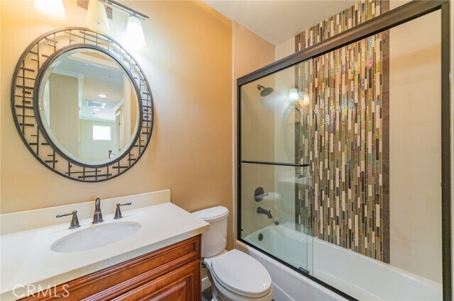 Building Photo - 1351 S Magnolia Ave