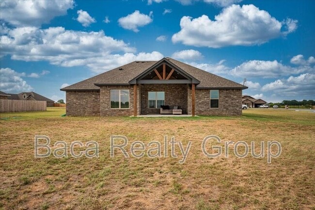 Building Photo - 24956 Norte Rd