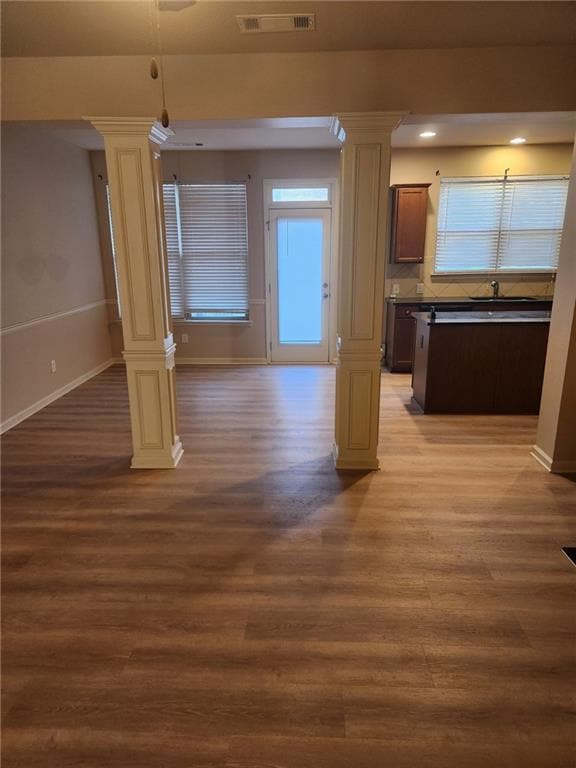 Building Photo - 3702 Brockenhurst Dr