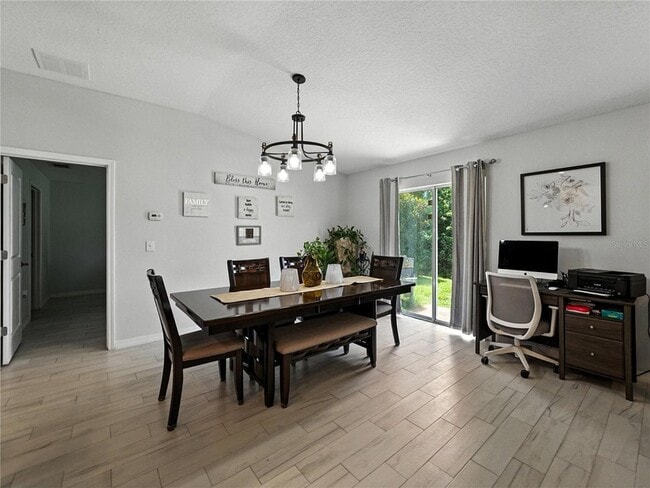Building Photo - 149 Cascade Bend Dr