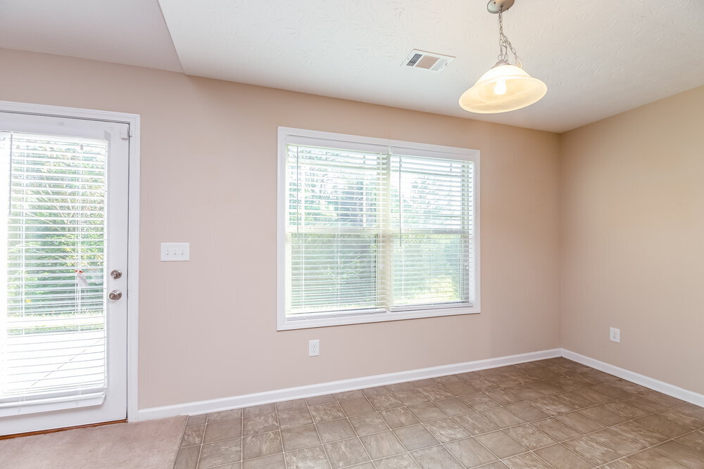 Building Photo - 23 St Charles Pl