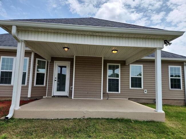 Building Photo - 114 Berkley Cir