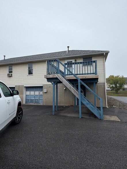 Building Photo - 1050 Galavotti Pl