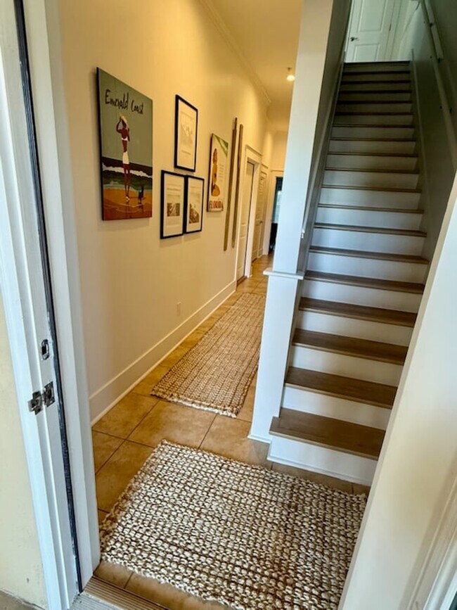 Building Photo - 22022 Front Beach Rd