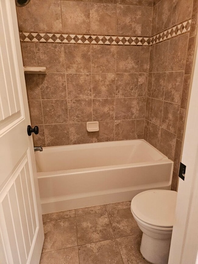 Building Photo - 6953 Hitching Post Ln