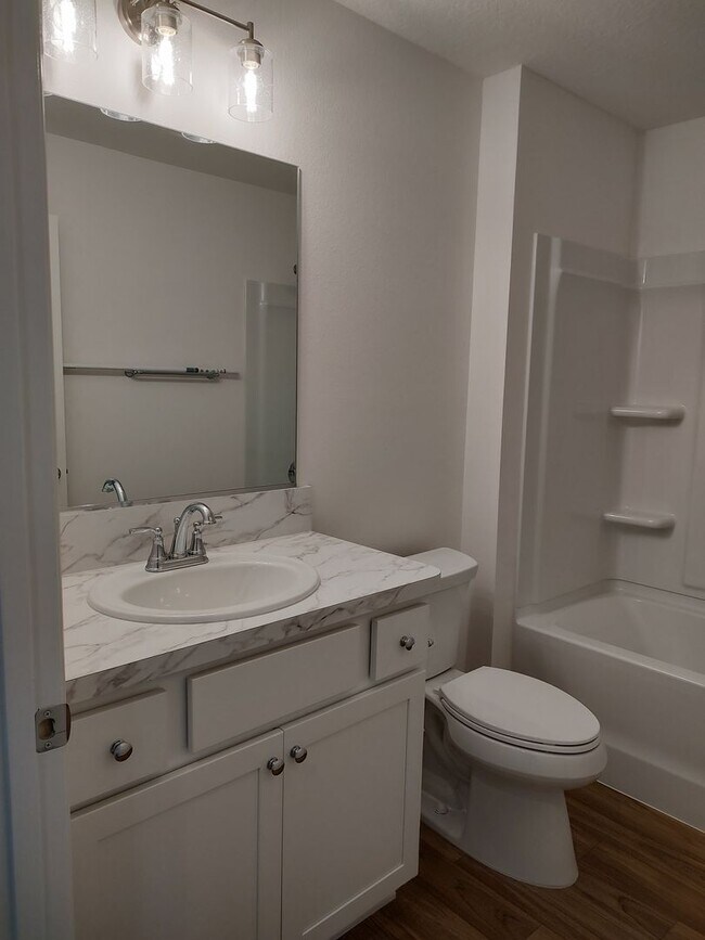 Building Photo - Ready to Rent Patio Villas in Deluna Village 55 + Community