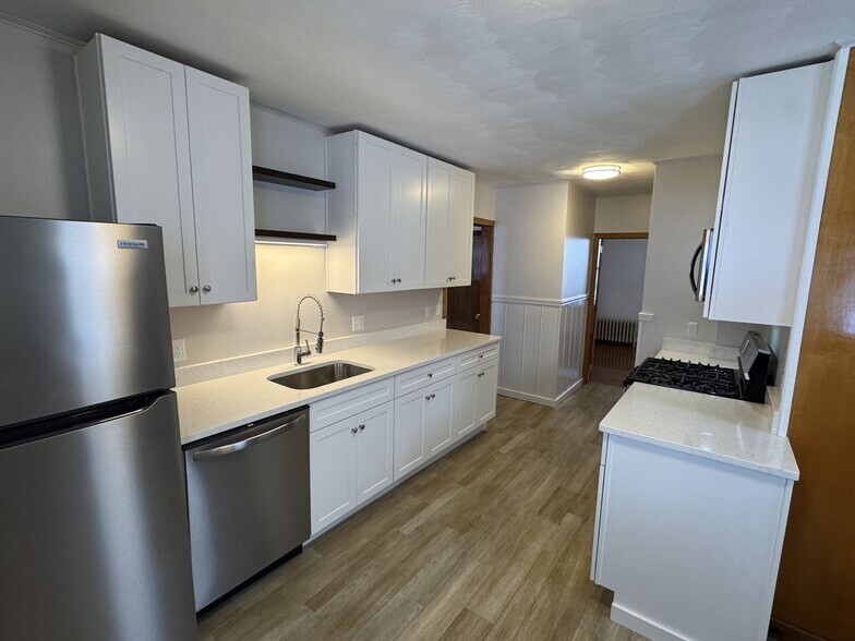 Kitchen - 4 Rutland St