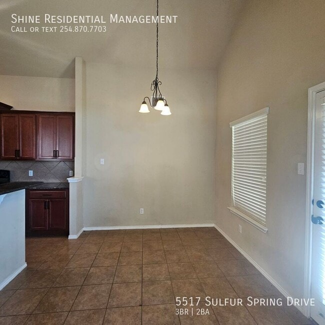 Building Photo - 5517 Sulfur Spring Dr