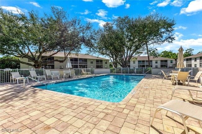 Building Photo - 1358 Derbyshire Ct