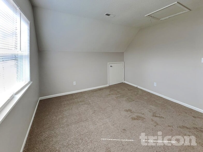 Building Photo - 6604 Santa Cruz Trail