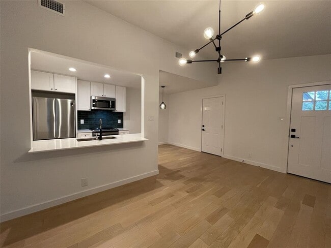Building Photo - 9908 Brasher Dr