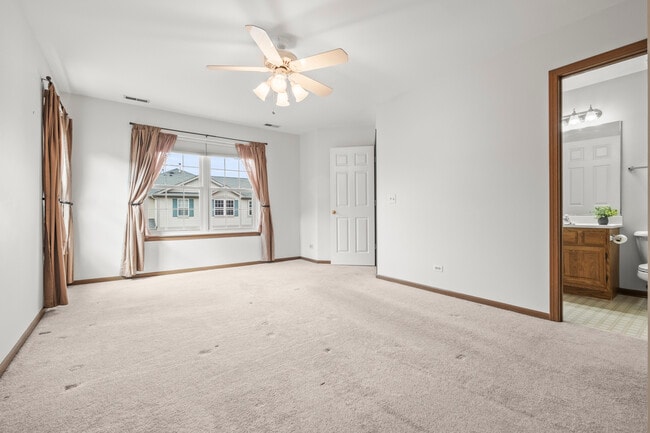 Building Photo - 7059 S Stratton Ln