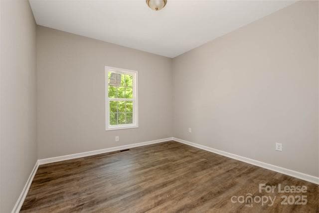 Building Photo - 324 N Milford Dr