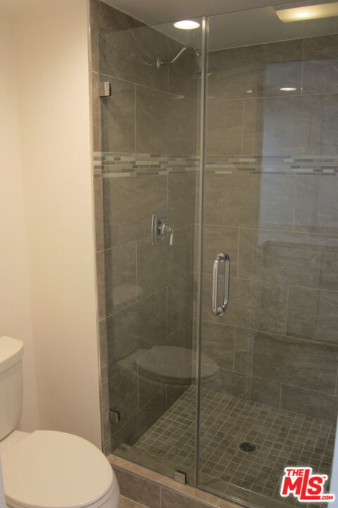 Building Photo - 2909 Arizona Ave