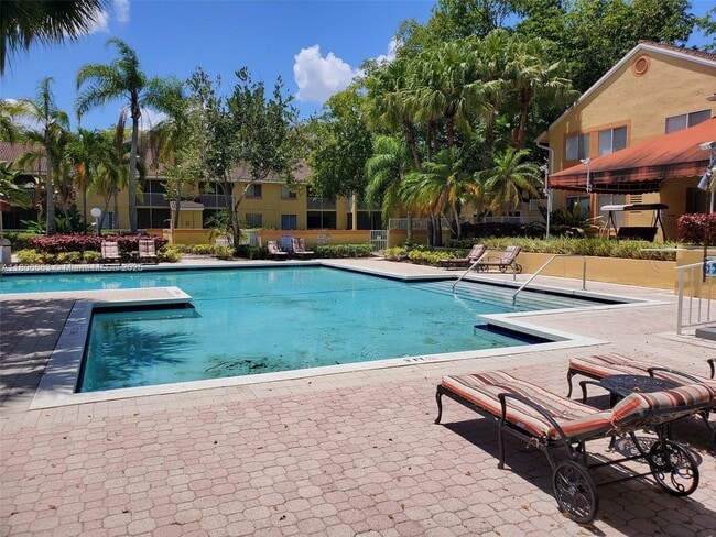 Building Photo - 1154 Coral Club Dr