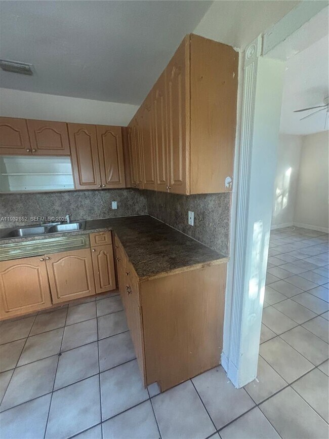 Building Photo - 1087 NW 51st St