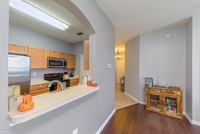 Building Photo - Stonebridge #329