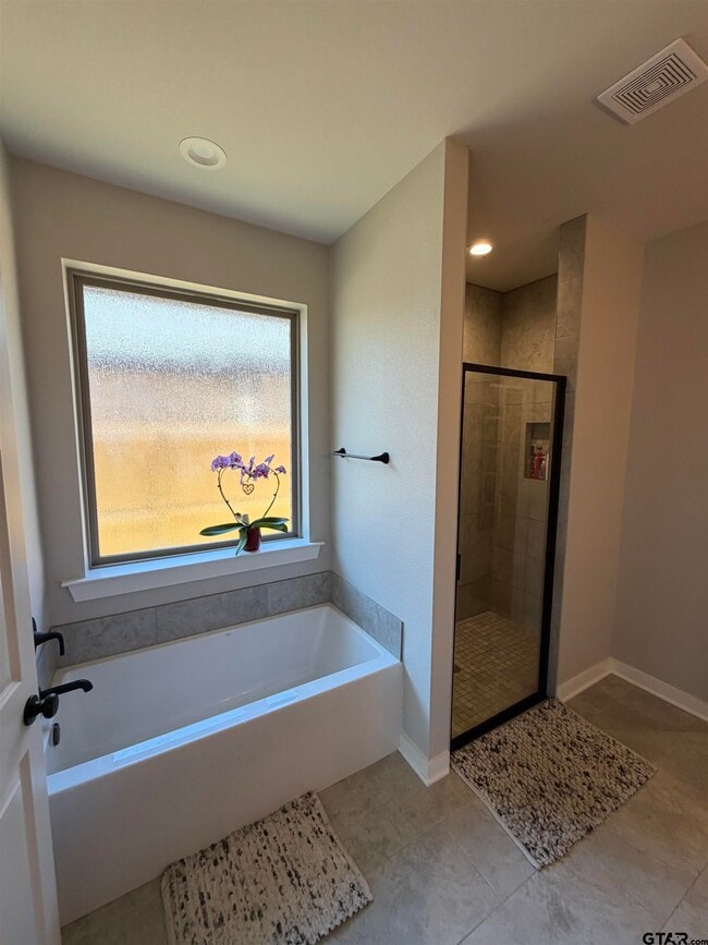 Building Photo - 11201 County Rd 166