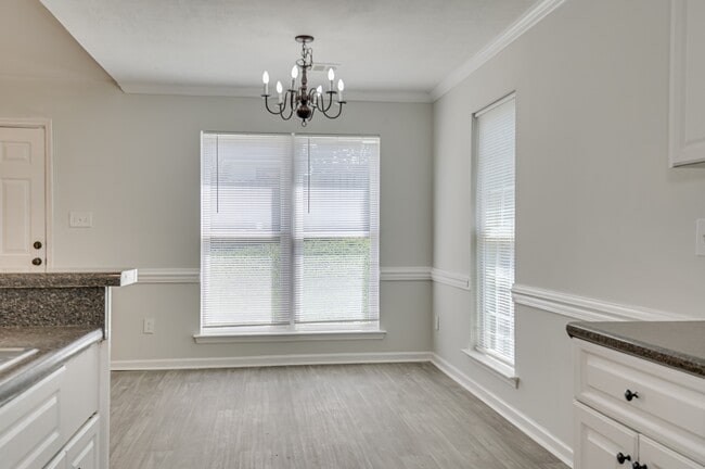 Building Photo - 409 Urial Dr