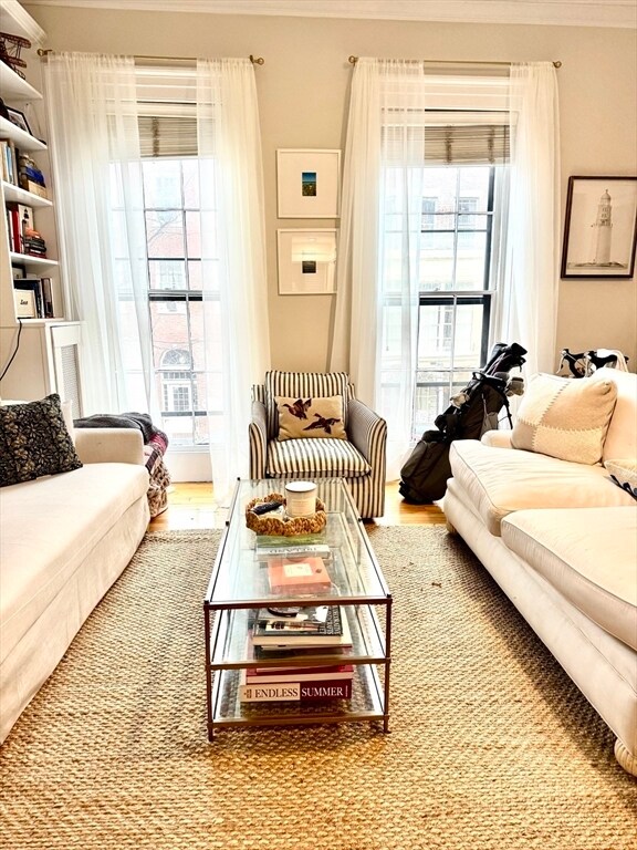 Building Photo - 73 Charles St